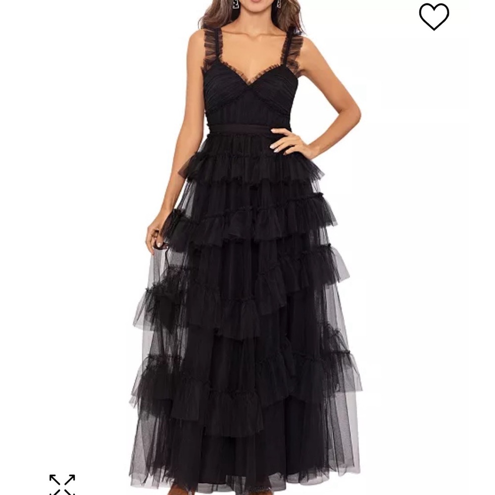 BETSY & ADAM
Women's Ruffled Tiered Gown